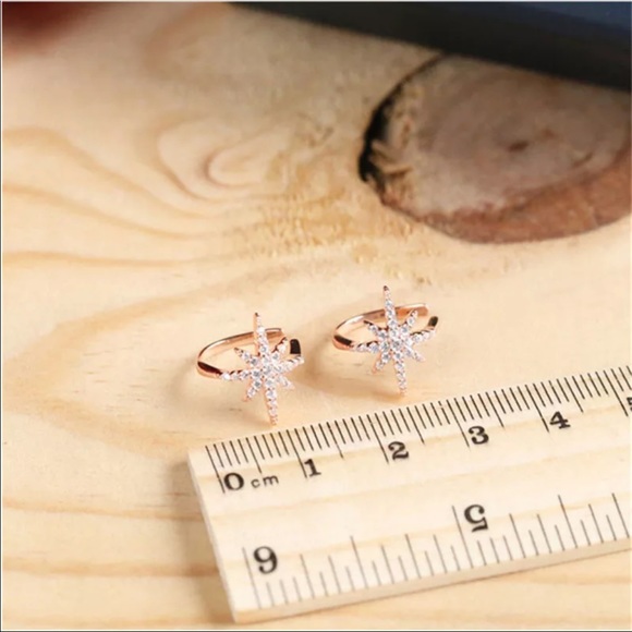 Star Cz Ear Cuff (1 pc) - Picture 3 of 4